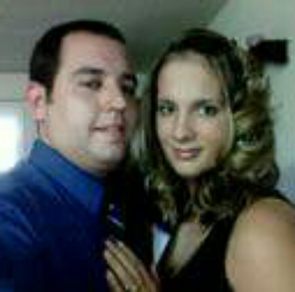 Meet your Posher, Amanda - Picture 1 of 3